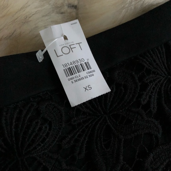 Black lace skirt BNWT - Picture 3 of 4